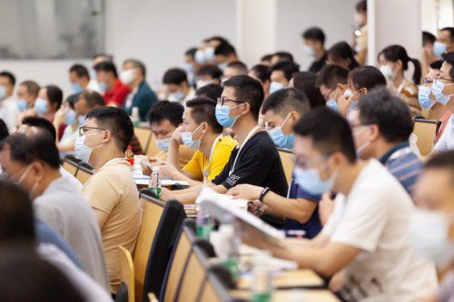 碰撞智造思維，直擊2022富士康SIP汽車(chē)電子技術(shù)交流大會(huì) 技術(shù)服務(wù)新范式