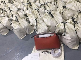 揭秘東莞奢侈品牌代工廠 原單批發(fā)如何在上海市場(chǎng)深耕